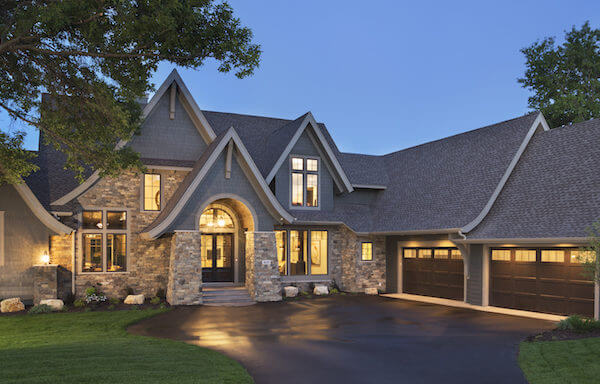 A beautiful custom Lakeview home at nighttime